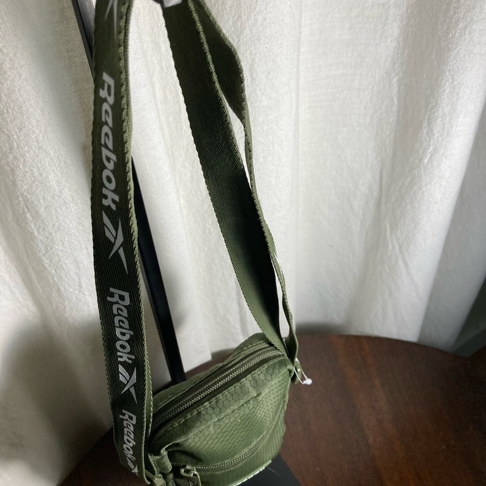 Reebok Green Crossbody Bag - Picture 4 of 6